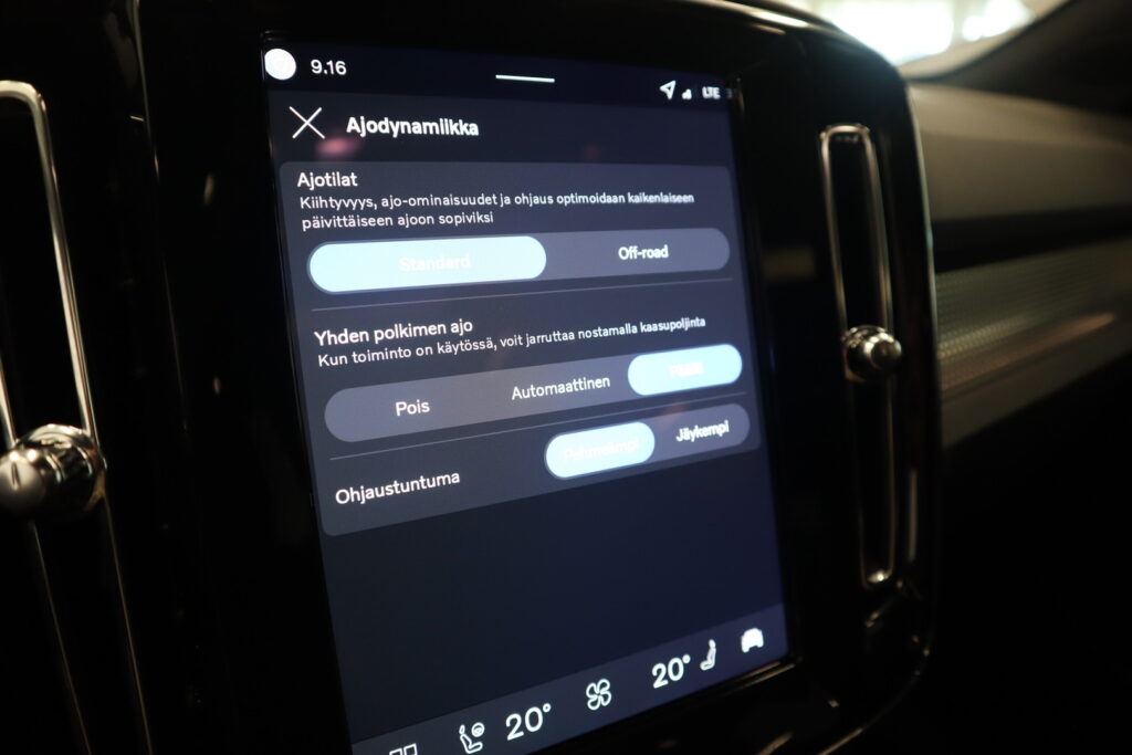 Volvo EC40, image 16