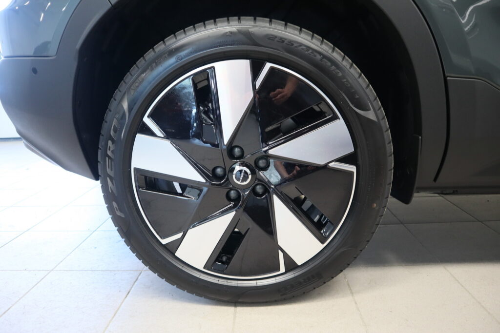 Volvo EC40, image 20