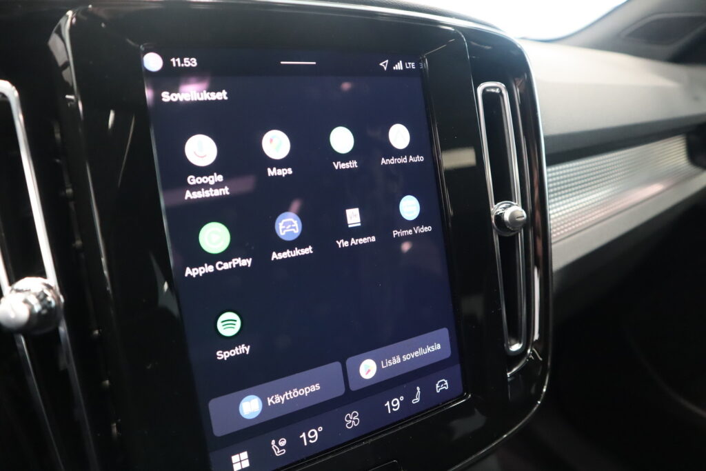 Volvo EC40, image 14