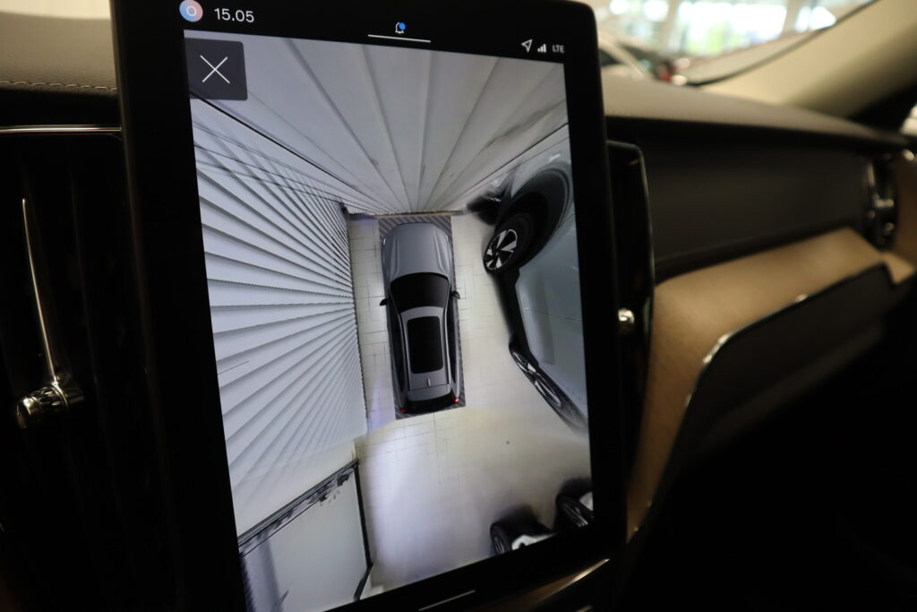 Volvo XC60, image 12