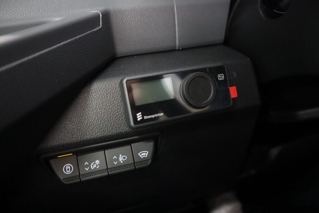 Renault Master, image 18