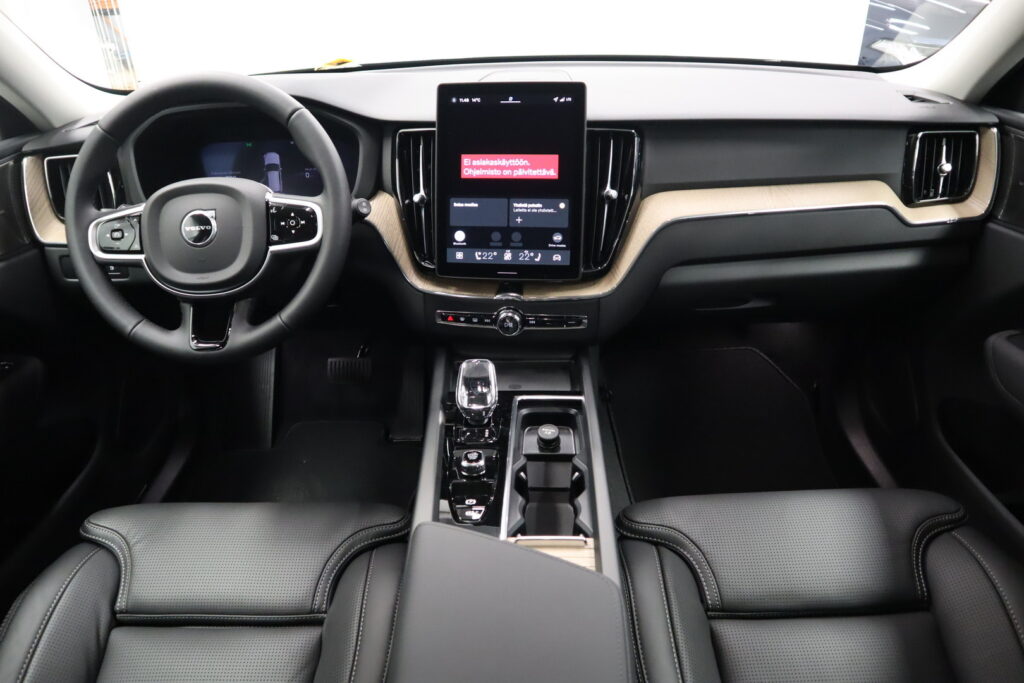 Volvo XC60, image 7