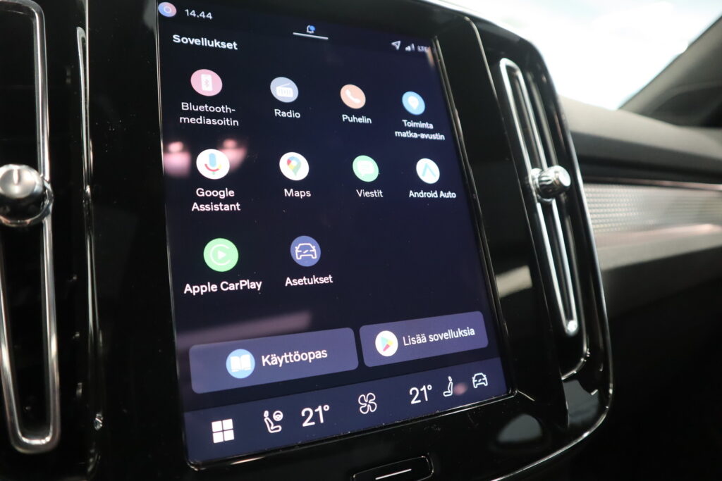 Volvo EX40, image 19