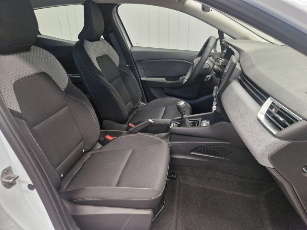 Renault Clio, image 11