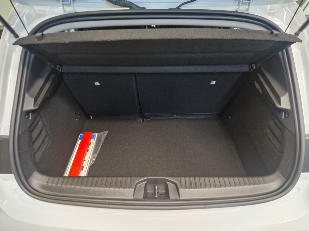 Renault Clio, image 17