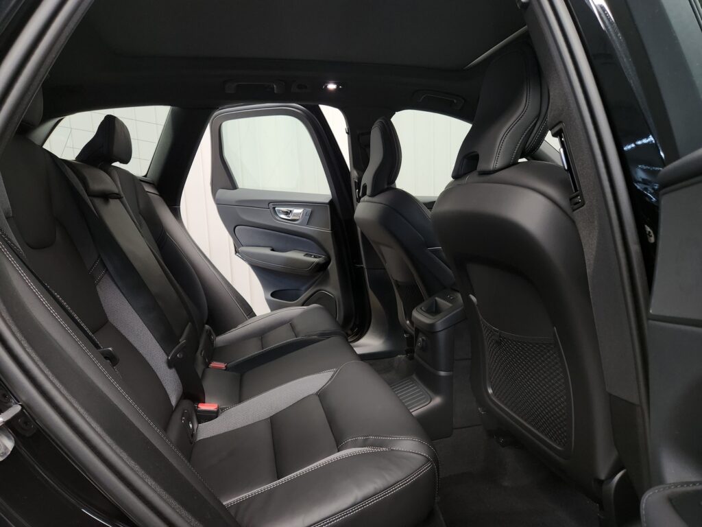 Volvo XC60, image 10