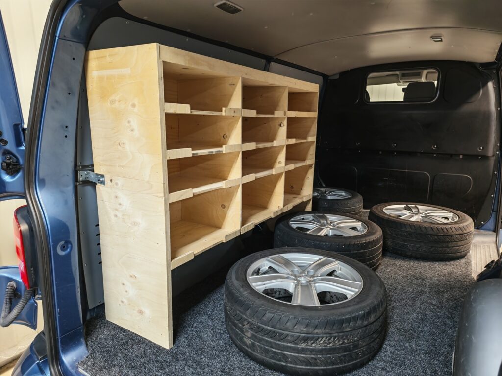 Volkswagen Transporter, image 18